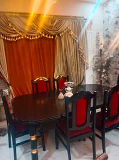 chenoite dinning table with 6 chairs