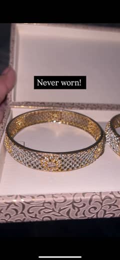 Zircon Bangel Set