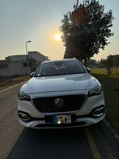 MG HS 2021 Trophy edition