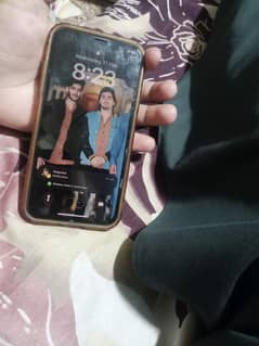 iphone x 10/8 condition