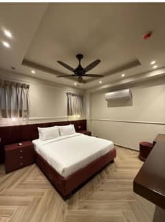 Book A Luxury Studio In Just 5.31 Lakh On An Installment Plan In {Icon Mall} Bahria Town Lahore
