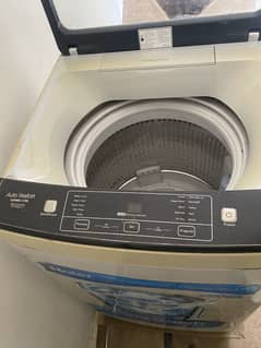 Hair washing machine