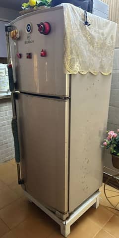 Dawlance ( Fridge & Refrigerator) for sale