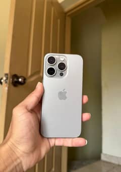 Iphone 15 pro jv 128 GB