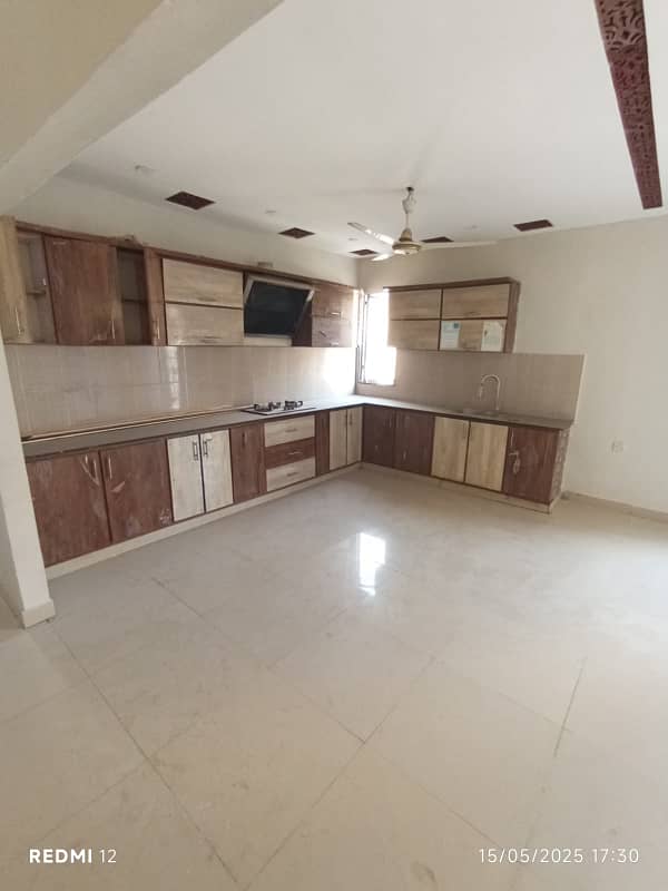 PORTION FOR RENT IN BLOCK 13-C, GULSHAN 5