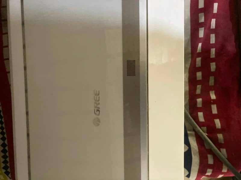 gree inverter 1.5 ton (inner unit only) 10/10 condition 1