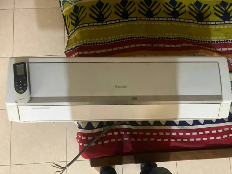 gree inverter 1.5 ton (inner unit only) 10/10 condition 2
