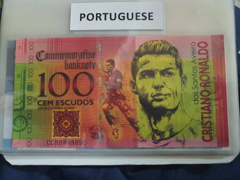 72 notes and 60+ diff countries  ( I can sell separately if you want ) 0