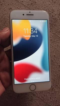 iPhone 7 128gb non pta finger okay