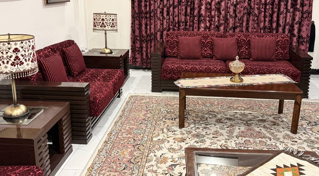 6 seater Sofa with 2 side Tables and 4 Curtains 2