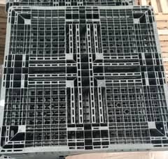 Plastic Pallets | Industrial Pallets | Wooden Pallets | Iron Pallets