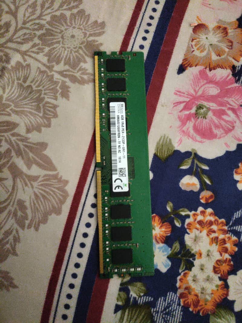 DDR 4 4GB ram 10 of  10 0