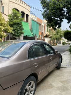 Civic 2004