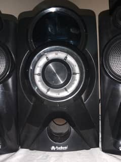 AUDIONIC