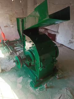 Powerful Industrial Stone Crusher with 24 HP Peter Engine