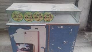Counter table for sale
