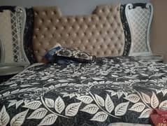bed and dressing table