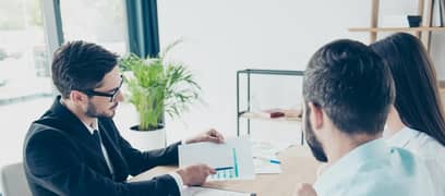 Salesperson required to sell textiles