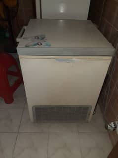 Deep Freezer in Running Condition is for sale