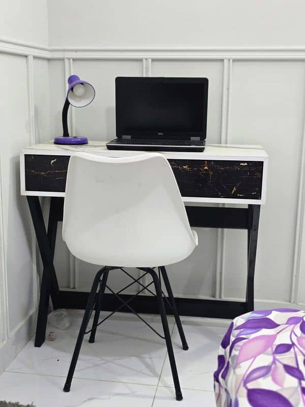 Study Console (table) 1