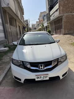 Honda City 1.5 Full Original No touchup Family used car only