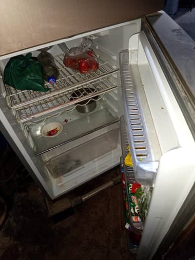 heir full size fridge good condition