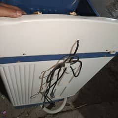 I'm selling my washing machine