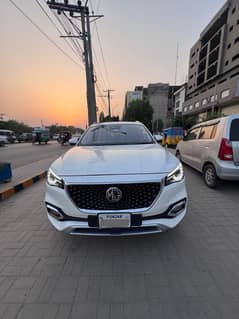 MG HS 2021
