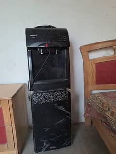 Orient Icon Water Dispenser with Fridge – Urgent Sale