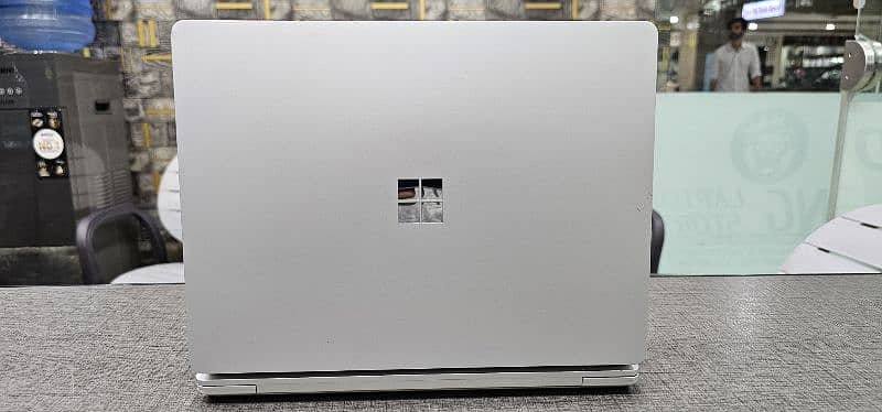 Microsoft Surface Go Core i5 10th Generation 2