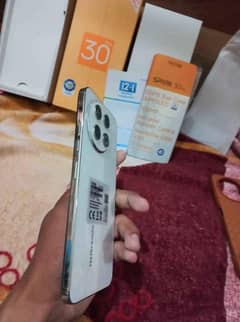 techno spark 30 pro 8GB RAM 128 GB memory 0319/3612/581