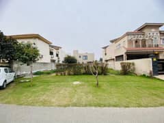 1 Kanal Near Park Urgent Sale Plot No 121 DHA Phase 5 Block C