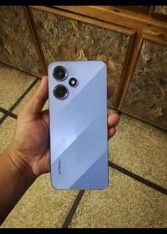 Infinix Hot 30Play 4+4gp 64gp with box charger