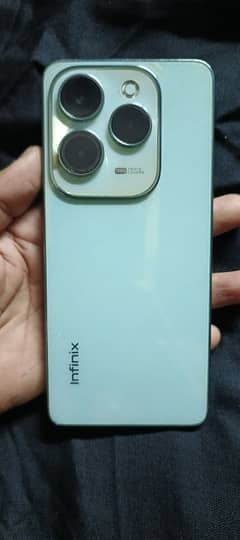 Infinix hot 40pro full box and lash condition