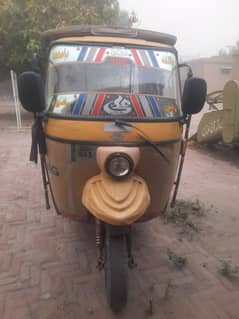 Tez Raftar Rickshaw CnG