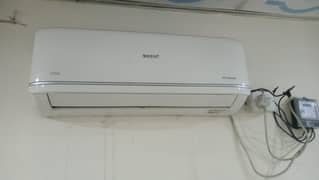 1 ton Orient AC