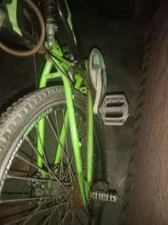 bicycle for sale only serious people's contact me 03246288303