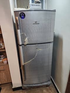 Dawlance model no. 9170 for sale (10 cu. ft capacity)