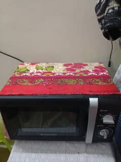 microwave oven