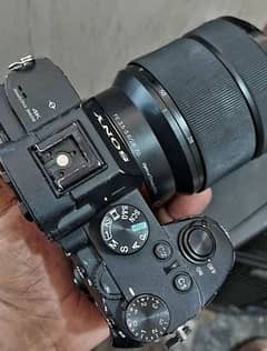 sony a7iiii with 28 7 lens good condition
