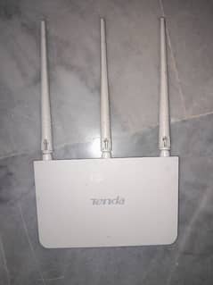 Tenda Router