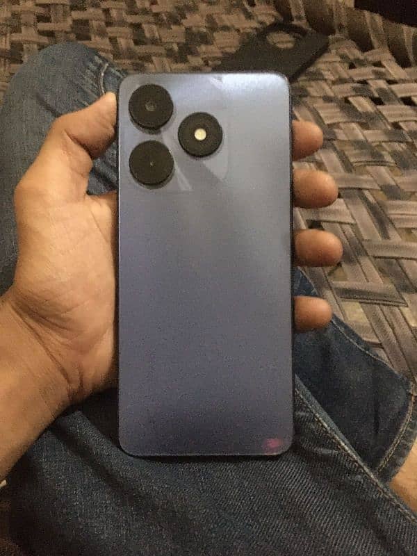 only mobile Tecno spark 10 8ram 128 memory 0