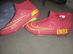football shoes trainers