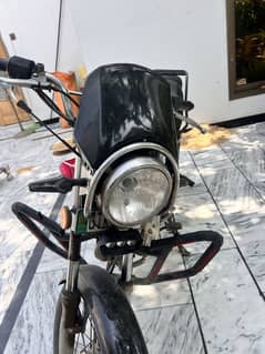 Suzuki gs150