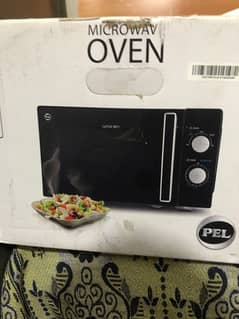 microwave oven