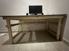 Office table