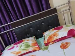 bed side table matres
