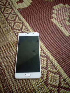 vivo x7 4/128 only kit Mobil pta oprov 03171230528