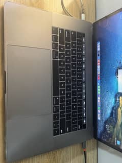 MacBook Pro 2017