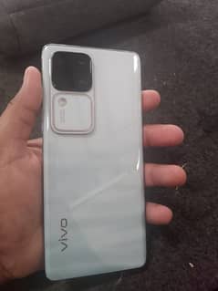 Vivo V30 12 gb 256 gb